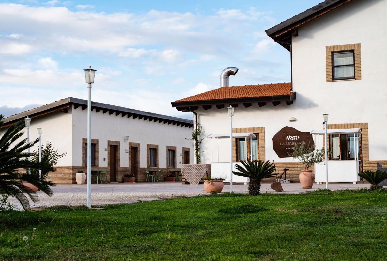Orta Nova La Massaria Agriresort מראה חיצוני תמונה