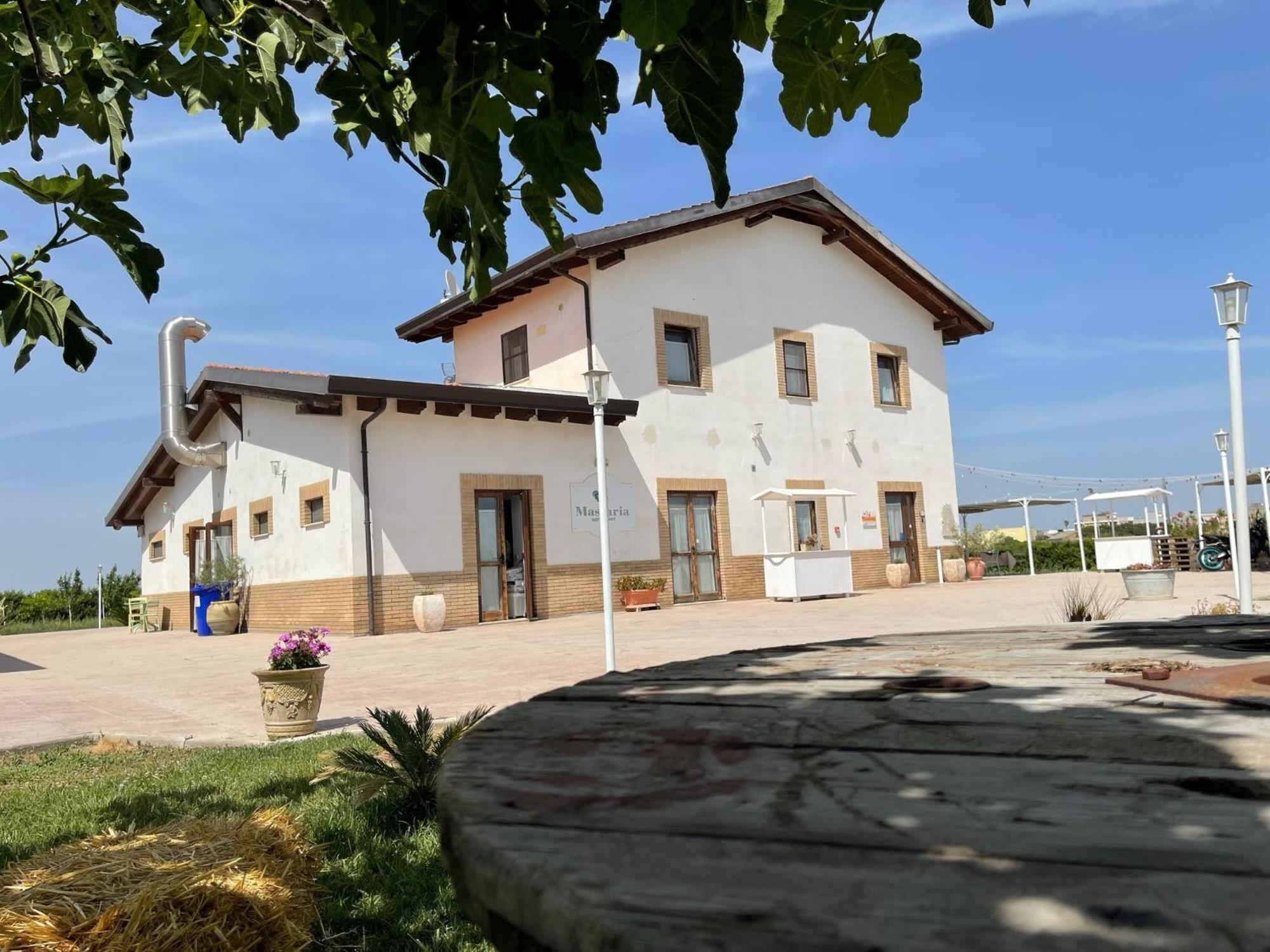 Orta Nova La Massaria Agriresort מראה חיצוני תמונה