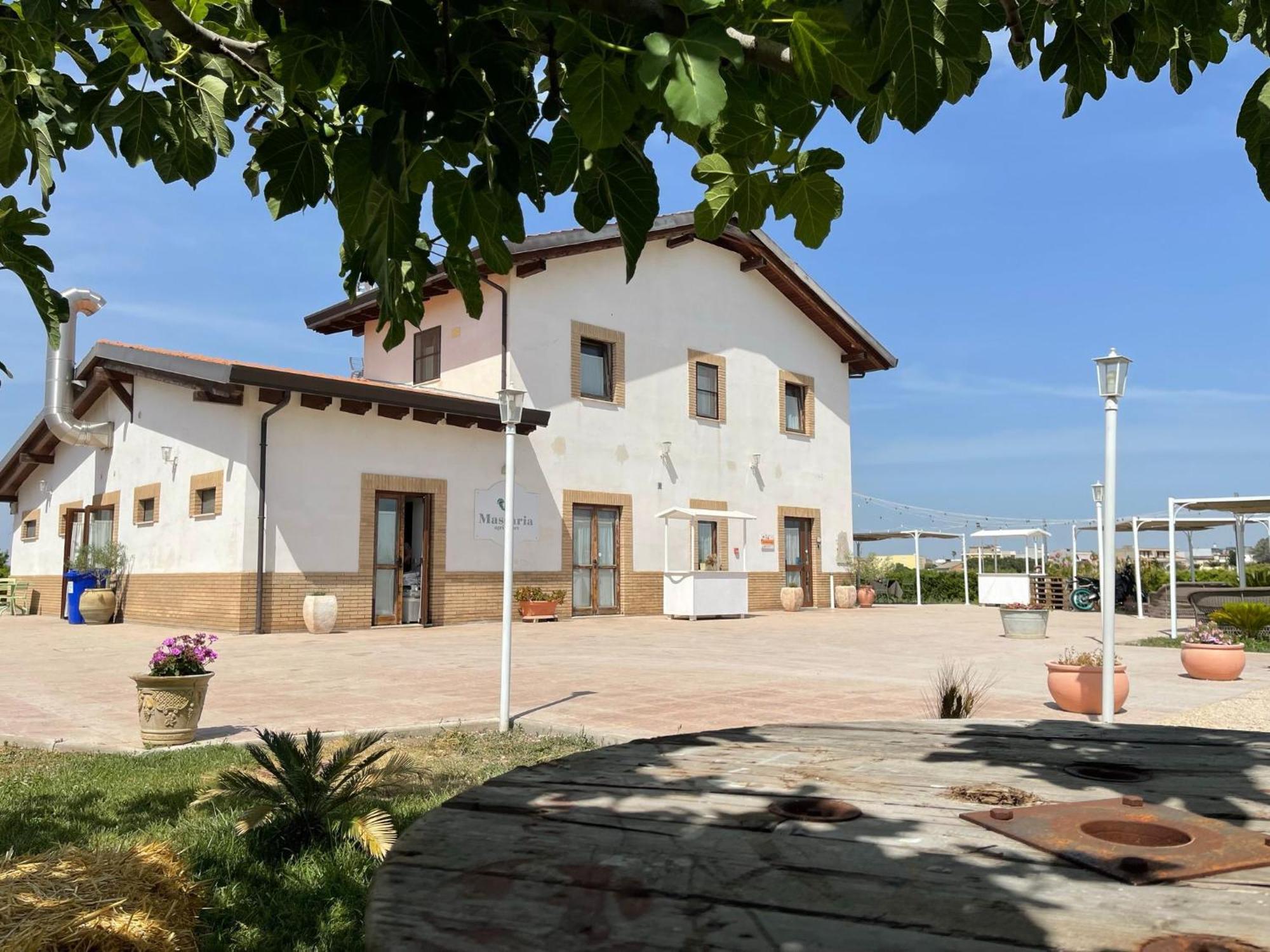 Orta Nova La Massaria Agriresort מראה חיצוני תמונה